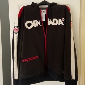 2010 Canadian Olympics Men’s Raincoat